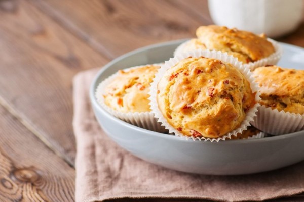 Αλμυρά muffins με κοτόπουλο χωρίς γλουτένη – Συνταγές