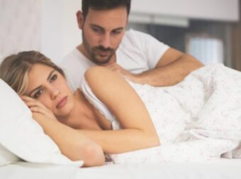 Εξομολόγηση: “Ο άντρας μου έμεινε άνεργος & όλα άλλαξαν. Πάνε τα ταξίδια & τα ψώνια. Δεν αντέχω άλλο, σκέφτομαι να χωρίσω”