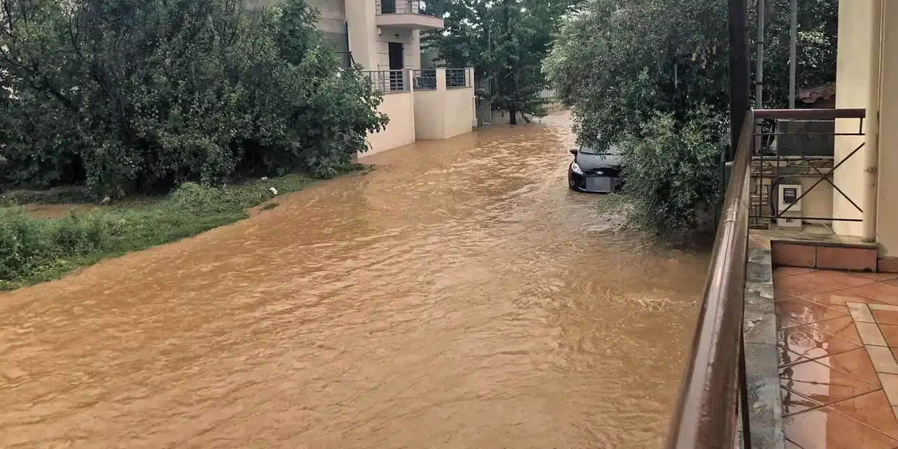 Προεıδοποίηση Τσατραφύλλıα: «Πρоσоχń! Σε 20 ώρες θα πέσει το νερό που πέφτει σε 3 μήνες» – Ποια είναι η περιοχή 