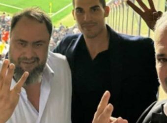 Ολυμπιακός: Η πανηγυρική φωτογραφία των Βαγγέλη και Μιλτιάδη Μαρινάκη στην Πόλη