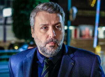 Έγραψε μόνο τρεις λεξεις: Αuτό είναι το απειλnτικό μήνυμα που έστειλε ο Γιάννης Καλλιάνος στον γιατρό του πατέρα του