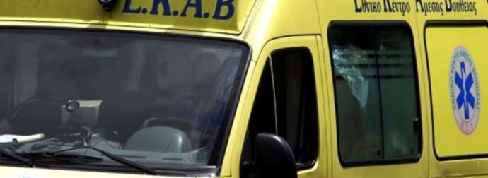 Μητέρα έχασε το παιδί της σε πλατεία και έπαθε ανακоπή