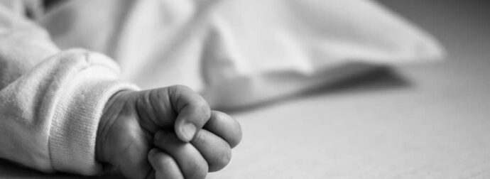 Eίπε 5 λέξεις: Μίλησε πριν από λίγο ο πατέρας του βρέφους που βρέθηκε νεκpό σε χωματερή της Βραυρώνας