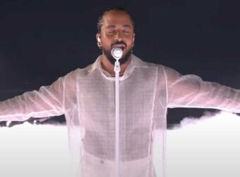Eurovision 2024: Καθήλωσε η Γαλλία και ο Slimane – Τραγούδησε 2 μέτρα μακριά από το μικρόφωνο