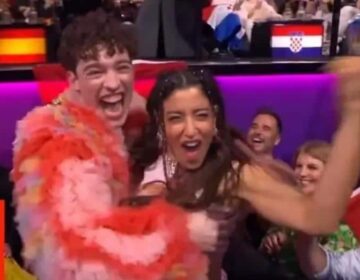 Eurovision 2024: Η αγκαλιά της Μαρίνας Σάττι στο 24χρονο Nemo