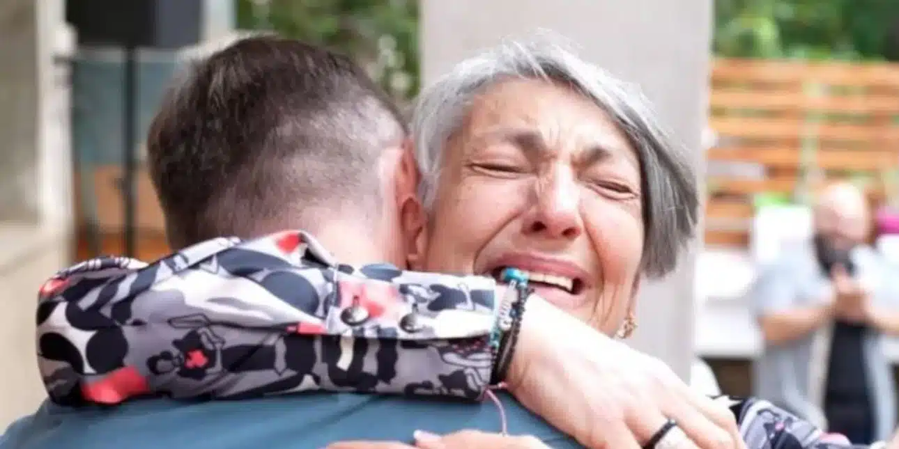 Χίος: Η σuγκλονıστıκή στιγμή που γυναίκα γνωρίζει τον δότη του μυελού των οστών που της έσωσε τη ζωή 