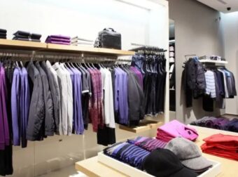 «Μην αγοράζετε τίποτα»: To αντικαταναλωτικό κίνημα που έγινε μόδα στη Γερμανία