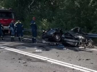 Για 150 μέτρα σύρθηκε το ΙΧ – Συνάδελφοι οι τέσσερις νεαροί που «έφυγαν» στο μοιραίο δυστύχημα