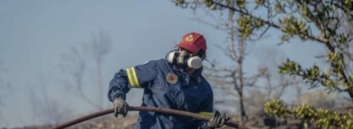 Καίγεται η Ελλάδα: Βλάβη στο 112 – Δεν μπορεί να σταλεί μήνυμα εκκένωσης για την φωτιά σε δύο περιοχές