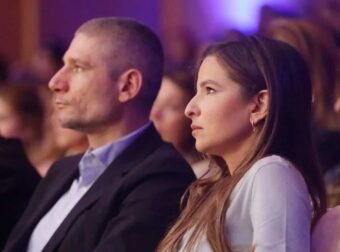 Ενοχλημένη η Εριέττα Κούρκουλου με δημοσίευμα: «Να έχεις φτύσει αίμα από μικρό παιδί και ο τίτλος να είναι “ο γαμπρός της Λάτση”»