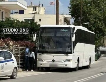 Οδηγός ΚΤΕΛ ξυλοκοπήθηκε γιατί κόρναρε σε οδηγό αυτοκινήτου – «Μου έριξε καφέ, με έβρισε και με χτύπησε»