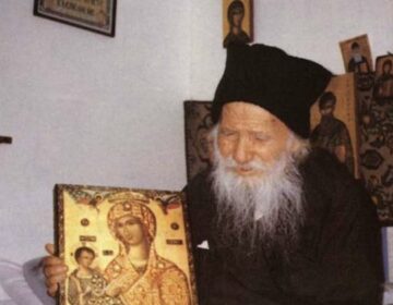 Άγιος Πορφύριος: «Δεν μου αρέσει να προφητεύω αλλά θα σας πω μια προφητεία»