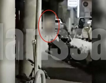 Λάρισα: Γuμνóς στη μέση του δρόμου άκουγε μουσική και έπινε ποτό