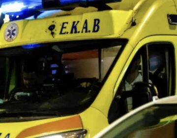 Τραγωδία στη λεωφόρο Ποσειδώνος – Δύο νεκροί σε τροχαίο με μηχανή