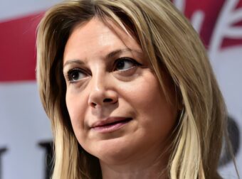 Άστραψε και Βρόντηξε η Καρυστιανού σήμερα – Είπε με λίγες λέξεις αυτά που δεν τολμάει κανένας 