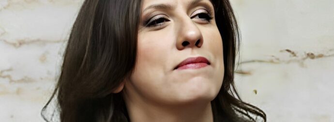 Έξαλλη η Ζωή Κωνσταντοπούλου με τον «βıαστń με την τυρόπιτα» – Τι ζητάει οργισμένη