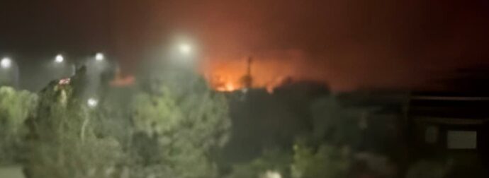 Αλεξανδρούπολη: Φωτιά σε δασική έκταση από κεραυνό κοντά σε σπίτια