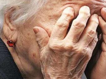Ο αδερφός μου έκλεισε τη μάνα μας σε γηροκομείο. Να αγαπάτε τους γονείς σας ως το τέλος, ζητώ συγγνώμη!