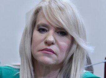 Θεοδώρα Τζάκρη: Εξελέγη αντιπρόεδρος του κόμματος Κασσελάκη – Η ανάρτησή της