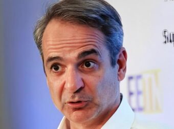 Μητσοτάκης: «Η θερμοκρασία είναι στα ύψη αλλά η δουλειά δεν σταματά»