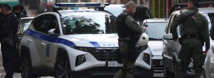 Αττική: Σε εξέλιξη μεγάλη τώρα επιχείρηση της ΕΛ.ΑΣ. για την πιο θανατnφόρα μαφία – Έφοδοι σε σπίτια και συλλήψεις