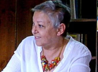 Έφυγε από τη ζωή η ηθοποιός και δημοσιογράφος Άβετ Σφακιανάκη