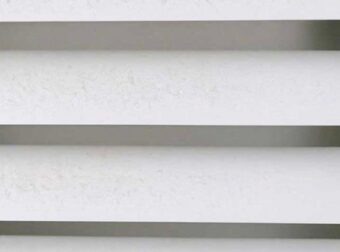 Η γιαγιά μου μού έμαθε αυτό το κόλπο για να κάνω τα σκονισμένα στόρια να λάμπουν σε 2 λεπτά χωρίς καμία προσπάθεια