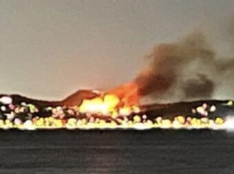 Πυρκαγιά στη Σαλαμίνα: Υπαξιωματικός του Πολεμικού Ναυτικού ο συλληφθείς
