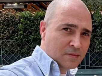 Επιστρέφει: Η εκπομπή-έκπληξη που αναλαμβάνει ο Κωνσταντίνος Μπογδάνος