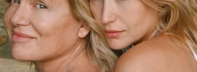 Μαρία Καβογιάννη – Κλέλια Ανδριολάτου: Η αγκαλιά στη φωτογραφία από τις διακοπές τους