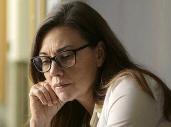 Όσοι προσελκύουν συνεχώς λάθος ανθρώπους στη ζωή τους, έχουν αυτές τις 9 συμπεριφορές χωρίς να το καταλαβαίνουν