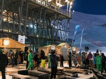 Δύο χρόνια θησαύριζε επιχειρηματίας πασίγνωστου χιονοδρομικού κέντρου της Ελλάδας χωρίς να πληρώνει ενοίκια στην ΕΤΑΔ – Διαχειρίστρια είχε βάλει μία κυρία 92 ετών – Μόνο το 2023 το επισκέφθηκαν 113.000 άτομα