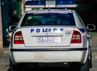 Θεσσαλονίκη: 18χρονη με τον σύντροφό της ξυλοκόπησαν τον πρώην και τον πατέρα του – Τον «παγίδευσε» και τους χτυπούσαν δέκα άτομα