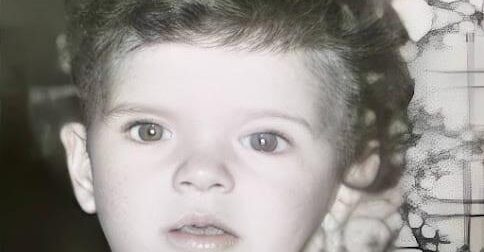 Η ομορφότερη Ελληνίδα που πέρασε από την ελληνική τηλεόραση – Σπάνιες φωτογραφίες από την παιδική της ηλικία που τα αποδεικνύουν όλα