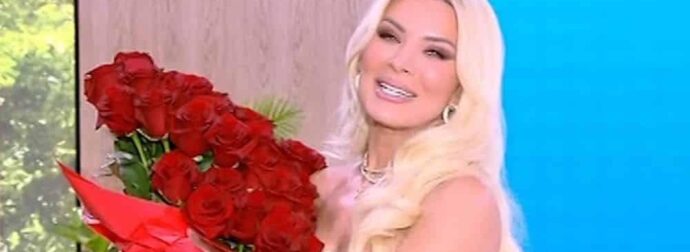 Κατερίνα Καινούργιου: Η on air έκπληξη από τον Παναγιώτη Κουτσουμπή – «Σ’ αγαπάω πολύ μωρό μου»