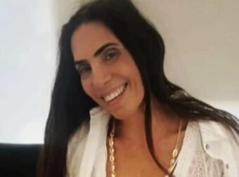 Ποια Κιμ Καρντάσιαν; Η Μάγκυ Χαραλαμπίδου και το αχλάδι της γονάτισαν το Instagram γιατί… Πίσω έχει η αχλάδα την ουρά