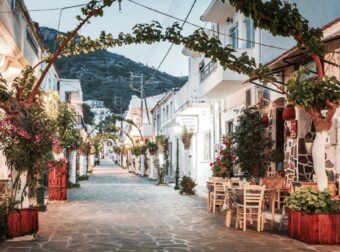 Αuτά είναι τα 12 φαγητά που τρώνε στην Ικαρία και ζουν μέχρι τα 100