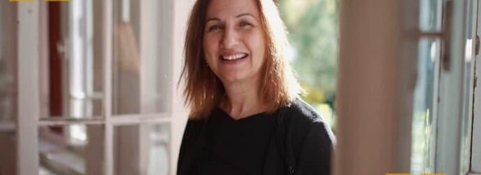 Η γυναίκα που κατάφερε να ανοίξει ξανά το Ελληνικό σχολείο στην Ίμβρο