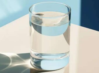 Πώς να πίνετε σωστά νερό για να φροντίζετε την υγεία σας
