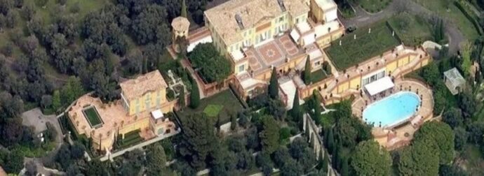 Η μυθική έπαυλη Ελληνίδας στην Κυανή Ακτή, το τρίτο μεγαλύτερο σπίτι στον κόσμο