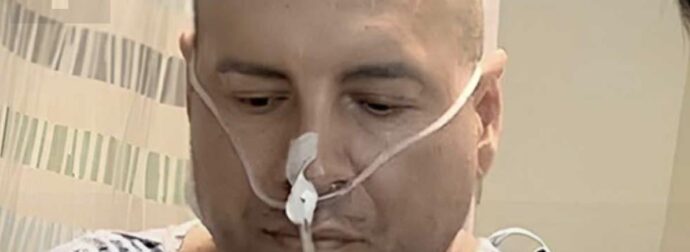 Ένας άνδρας που διαγνώστηκε με καρκίνο του οισοφάγου αποκαλύπτει το πρώτο σύμπτωμα που παρατήρησε και το οποίο αγνόησαν οι γιατροί