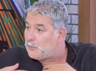 Βασίλης Μπισμπίκης: «Λέω στη Δέσποινα “να πάρω τηλέφωνο τον γιο μου, μπορεί να μη ζήσω”»