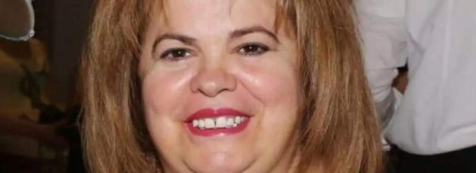 Ίδιος η μαμά του! Αυτός είναι ο «άγνωστος» γιος της Έφης Θώδη