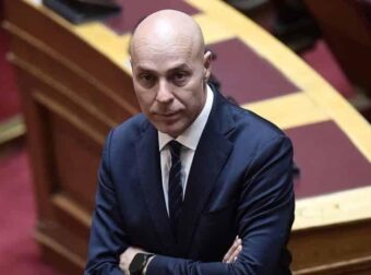 Το Πόθεν Έσχες αποκάλυψε τον γάμο του Γιώργου Αμυρά με τον σύντροφό του