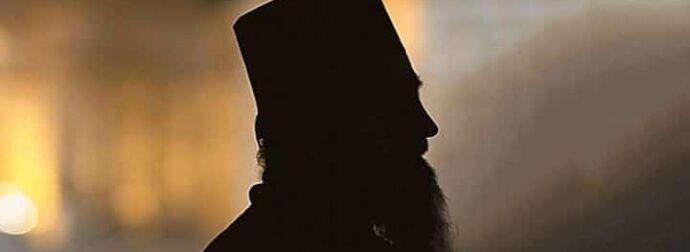 Η Τραγωδία με τον Ιερέα έθαψε γυναίκα και γιό και αuτοκτόνnσε και ίδιος