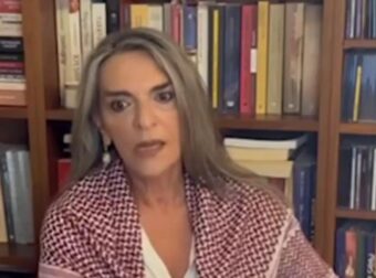 «Έχω απαχθεί από τις Ισραηλινές Ένοπλες Δυνάμεις»: Το βίντεο της Πέτη Πέρκα από την Ελλάδα