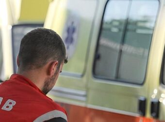 Άνδρας πνίγηκε ενώ έτρωγε, υπέστη ανακοπή και κατέληξε