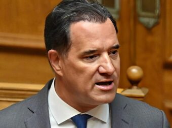 Έξω φρενών ο Άδωνις Γεωργιάδης: «Δέχομαι ισόβια εάν βρεθεί εμπλοκή μου στα Τέμπη»