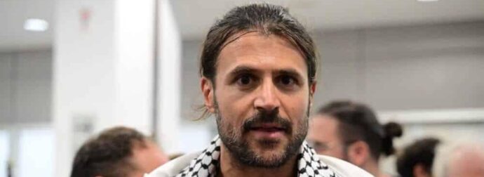 Ιάσωνας Αποστολόπουλος: «Βλέπαμε τους βομβαρδισμούς στη Γάζα – Τύλιξαν την Γκρέτα Τούνμπεργκ με ισραηλινή σημαία και την έφτυναν»