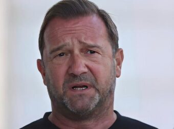 Νίκος Πλακιάς: «Δεν είμαι ουτε αριστερός, ούτε δεξιός, είμαι ένας πατέρας που έχασε τα παιδιά του»